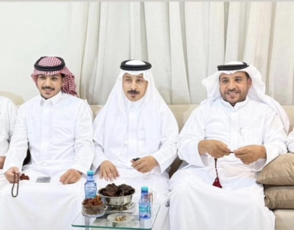 AFahidi2's tweet photo. بارك الله لهما وبارك عليهما وجمع بينهما في خير.

بحمد الله تعالى تم عقد قران المهندس 
طلال بن لافي بن غازي الفهيدي

نسأل الله لهما التوفيق والسعادة، وأن يرزقهما حياةً زوجيةً مباركة مليئة بالمودة والرحمة.

ألف مبروك، وألف مبروك. 🌹 https://t.co/zEQUx3lXRo