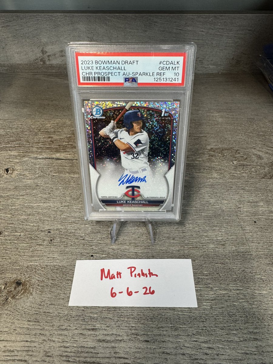 mattx77's tweet photo. @Elliott0924 @davisdugout @premiercards_2 2023 Bowman Draft Keaschall sparkle auto /71 PSA 10 - $525 shipped BMWT https://t.co/NqEu8YEbPZ
