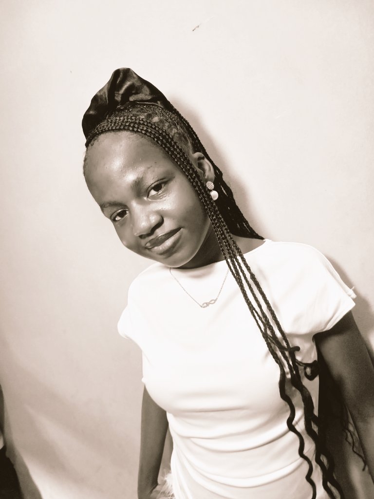 Bukola🎀 tweet media