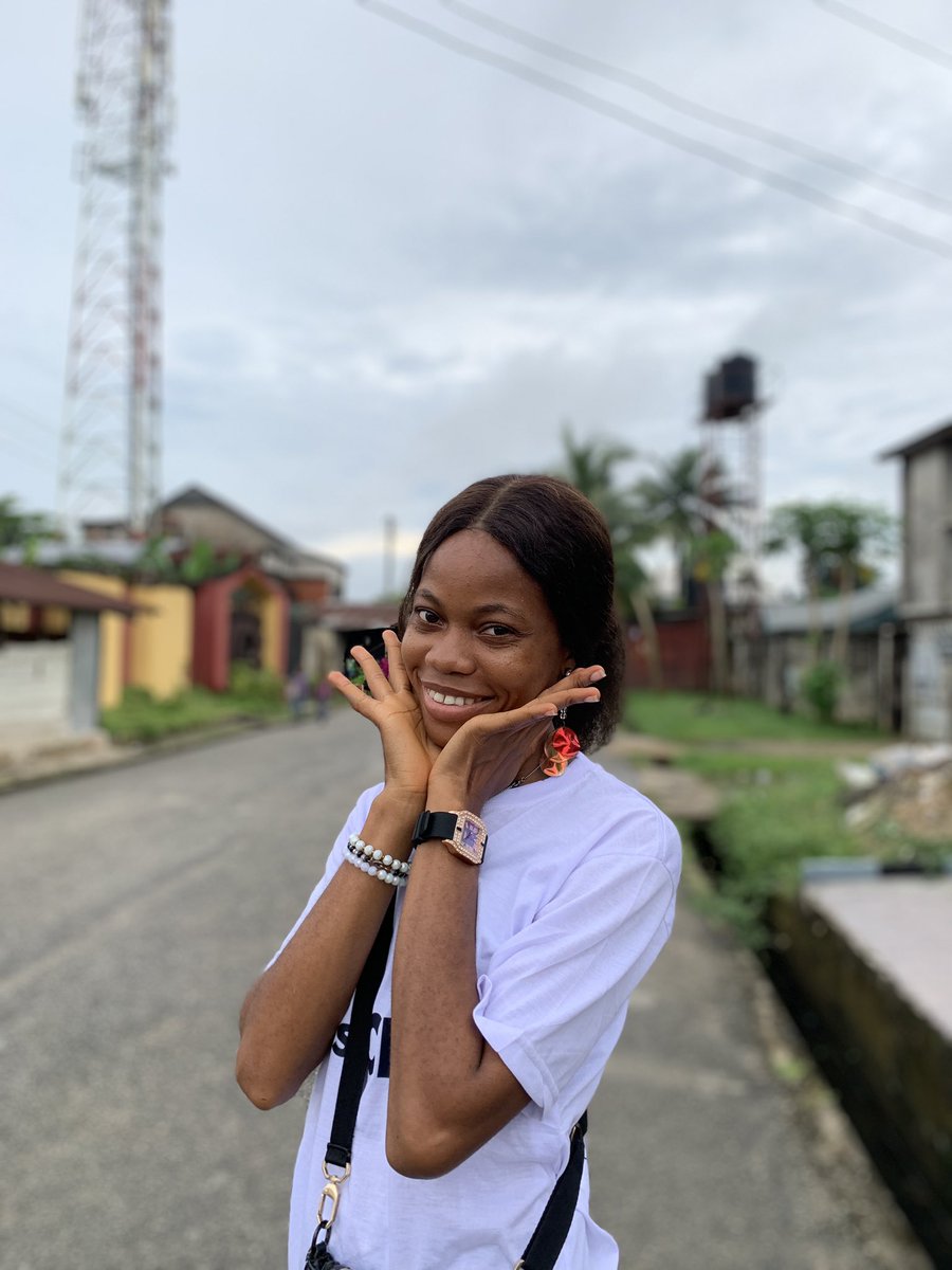 Esther Ubak 🦋 tweet media