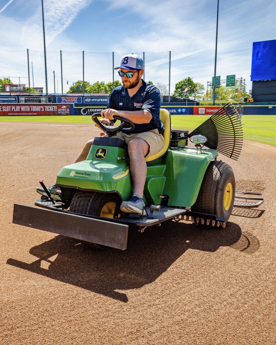 scottbalzer's tweet photo. Last Sunday, I spent some time with the @BuffaloBisons grounds crew as they prepped Sahlen Field. As a former minor league baseball groundskeeper, I appreciate the grind &amp; time spent at the “yard” during the baseball season. Here are 4 of my fav snaps. 📸🦬⚾️ https://t.co/ubZ0jXJTa6