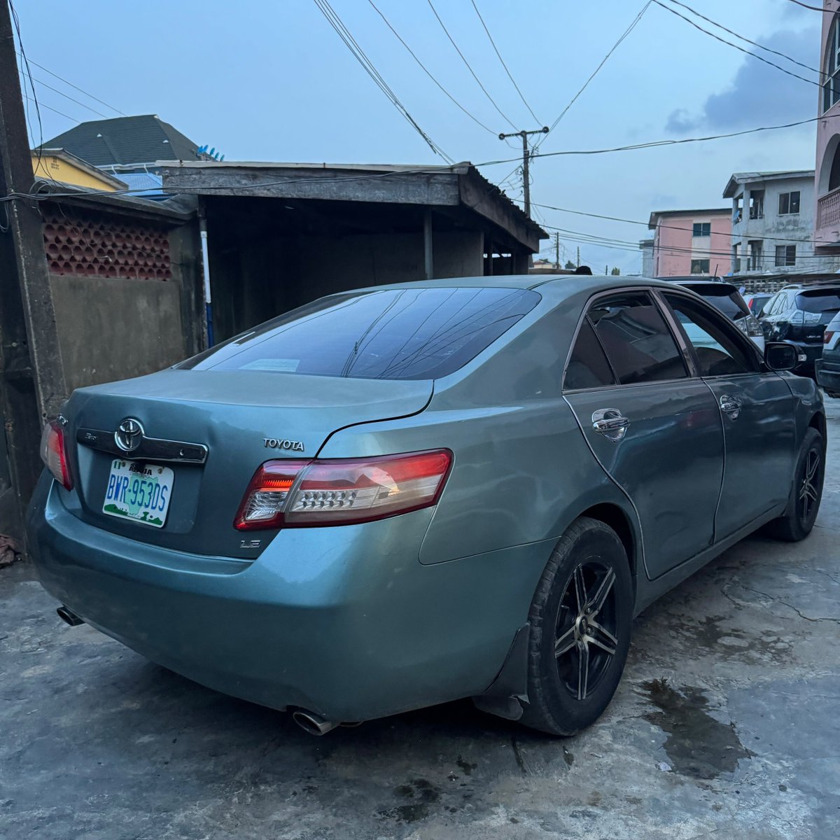 Autorush2's tweet photo. Any 5.2 million naira offer for this Registered Toyota Camry?🤔 https://t.co/h7EbBIseDx