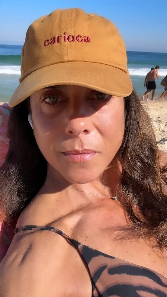 BrazilDizzyHeat's tweet photo. Monica in the mood 🌞
#Brazil 🇧🇷 #HellDeJaneiro #Television #Hot https://t.co/FxiLU5nEZU
