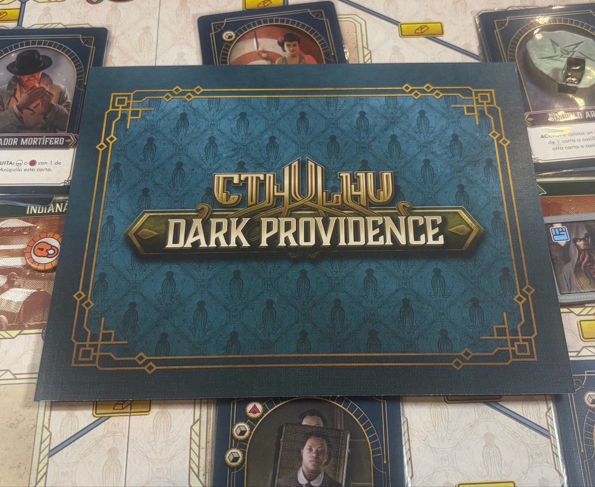 PuntoDePartidaC's tweet photo. Cthulu Dark Providence. Este sí es el Study in Emerald 1a ed. Han limpiado alguna regla que sobraba y queda lo bueno. De ambientación similar. Incluye solitario que mola. Los soportes de cartón para los agentes son una pesadilla Lovecraftiana, hay que reemplazarlos por algunos 3d https://t.co/R6eHrBSS4B