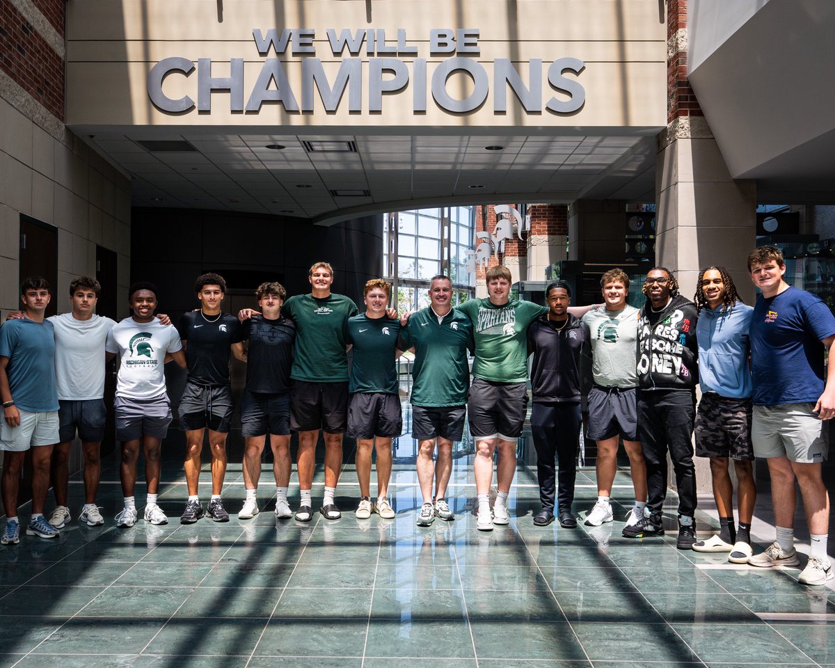 coachfitz51's tweet photo. Welcome to East Lansing, Spartans! We couldn’t be more excited to welcome you to our family! https://t.co/KegH4ceG8K