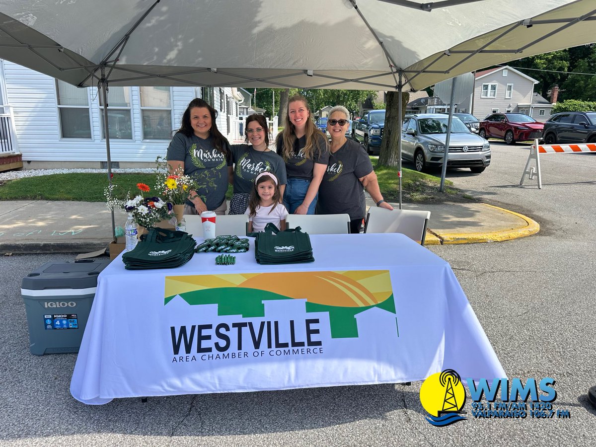 WIMSRADIO's tweet photo. Market on Main with the Westville Chamber of Commerce and TEAM WIMS #wims #whfb #localradio #westville https://t.co/gopkt1CyXP