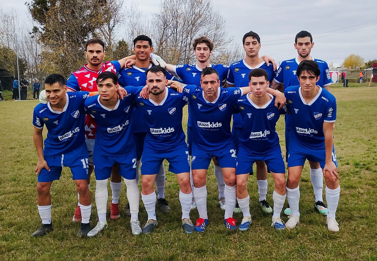 CNdeF_FLORIDA's tweet photo. Ganoooo Nacional!

Atenas 0 - Nacional 2 
⚽️⚽️ Esteban "Bandido" Aguirre 

#NacionalFlorida 
#SomosFamilia https://t.co/mXTcYZjKse