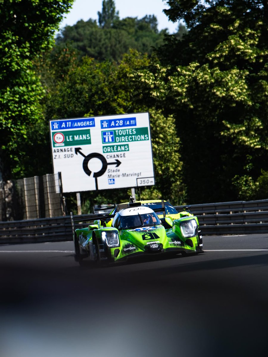elmejordelresto's tweet photo. Sin bajarle el precio a la categoría, qué hace este fenomeno en un LMP2?

Hagan algo para volver a subirlo a un HyperCar en 2027!

#WEC #LeMans24 https://t.co/GGhuHHf0iZ