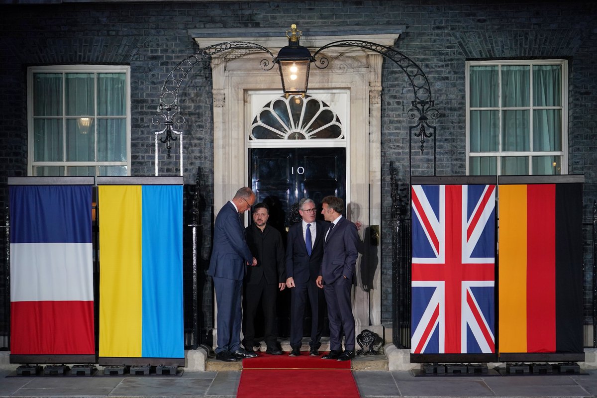 JorgeLiboreiro's tweet photo. E3 + Ukraine in London. https://t.co/fU3cuqq25O