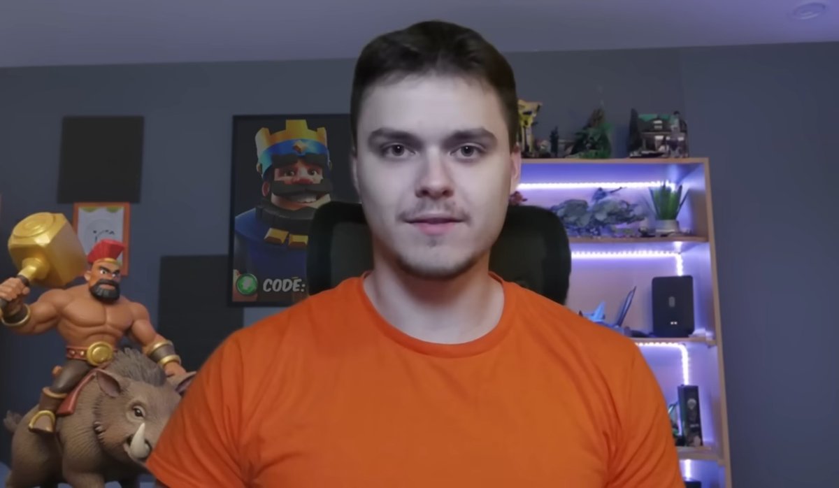 Ian77cr1's tweet photo. Kind of crazy how different you can look in 3 or 4 months 😭 I didnt even realize I changed much till I saw this https://t.co/gkE0lGq4fP