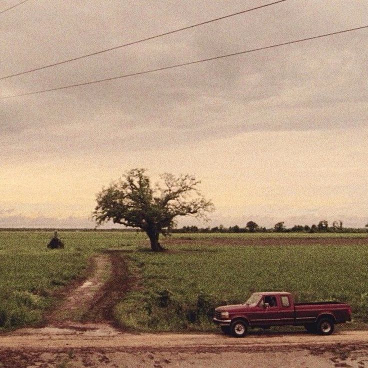 outsidercore1's tweet photo. it is the forgotten places, the places least visited that I like best https://t.co/iGoKZnpwy5