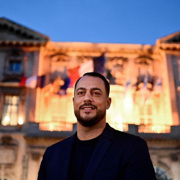 ImpactMediaFR's tweet photo. 🇫🇷🎂 Aujourd’hui, c’est l’anniversaire du député LFI Sébastien Delogu, qui fête ses 39 ans.

👉 Un mot pour lui ? https://t.co/VpHKioa5a2
