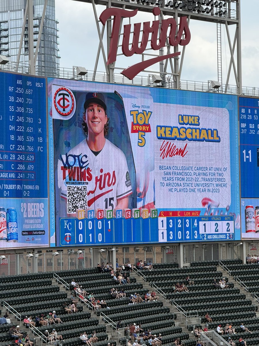 nintendufus's tweet photo. Stomach is churning at your garish AI disneyslop. Loser shit, day is ruined &amp; I’m telling all my friends not to buy tickets to upcoming games @Twins https://t.co/Ttivxn76S9