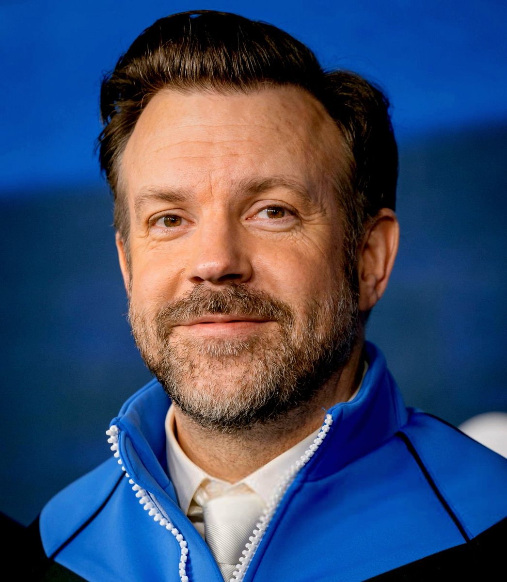 sudeikisdaily's tweet photo. 📸  Jason Sudeikis at the Ted Lasso season 3 premiere. https://t.co/mGltoNvuj5
