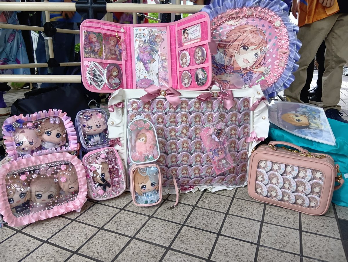 Yapi__connect's tweet photo. 今回合計18枚の名刺を頂きました！🙏
この後名刺貰った方のフォローの方失礼いたします♪😊

この度はご挨拶やぬい合わせ等、ありがとうございました！🙏

(投稿に不備がございましたので再掲致します。すみませんでした🙇‍♂️) https://t.co/lm1EvWrWxV
