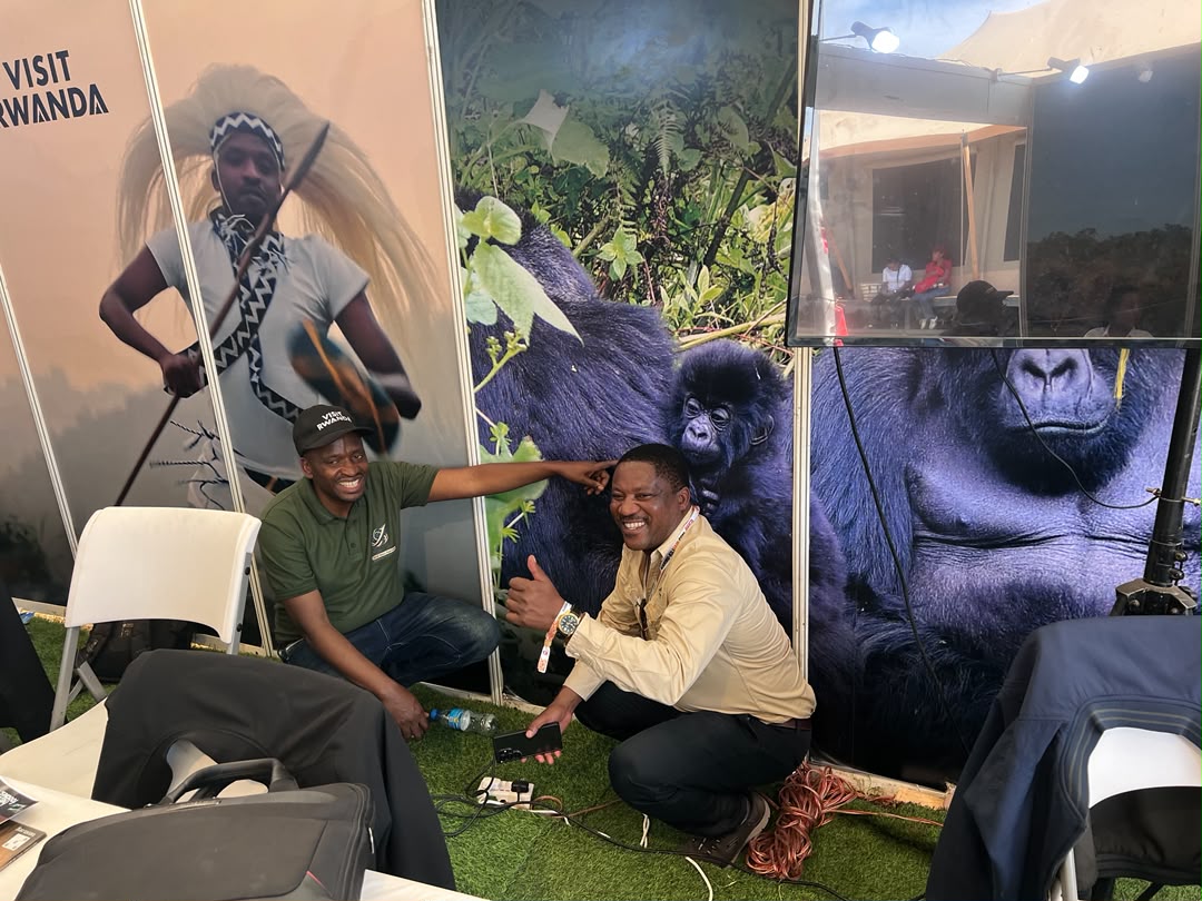 DrMbonimana's tweet photo. Today, I met hundreds of #TourOperators including 4 renowned who accepted to promote #VisitRwanda @visitrwanda_now  in #USA #Canada #America #SouthAmerica #Europe &amp;  suggested to participate in @Kwitaizina #GorillaNaming. Above all they told me  to great  @PaulKagame which I did. https://t.co/3XuaNgbfJR