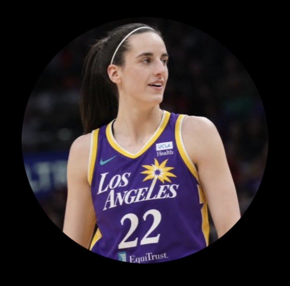 lunasf4vs's tweet photo. caitlin to the sparks 🔜🤫 https://t.co/Z0qe2mybAZ
