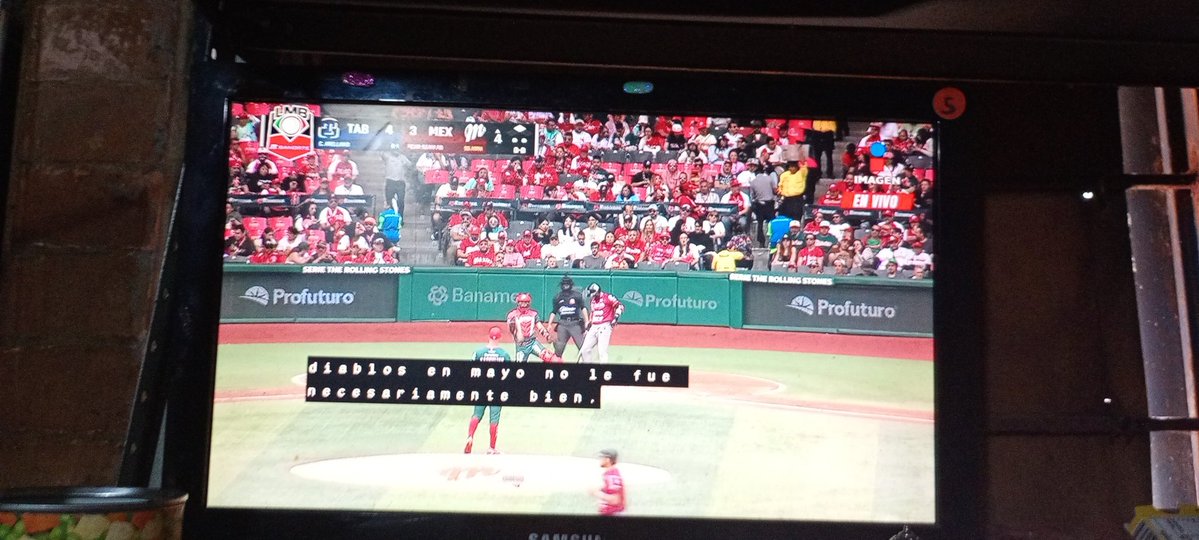 Rodrigojav55706's tweet photo. #LaCasaDelBeisbol saludos desde Coacalco Estado De México viendo el béisbol en @ImagenTVMex vamos Diablos Rojos https://t.co/irM2HrH37l
