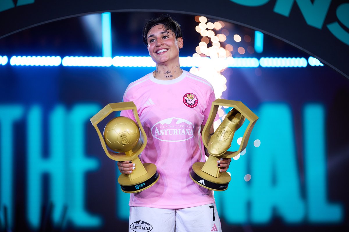 PorcinosFC's tweet photo. Define el campeonato de Sandra Luzardo en una palabra. https://t.co/erjz2INw9t