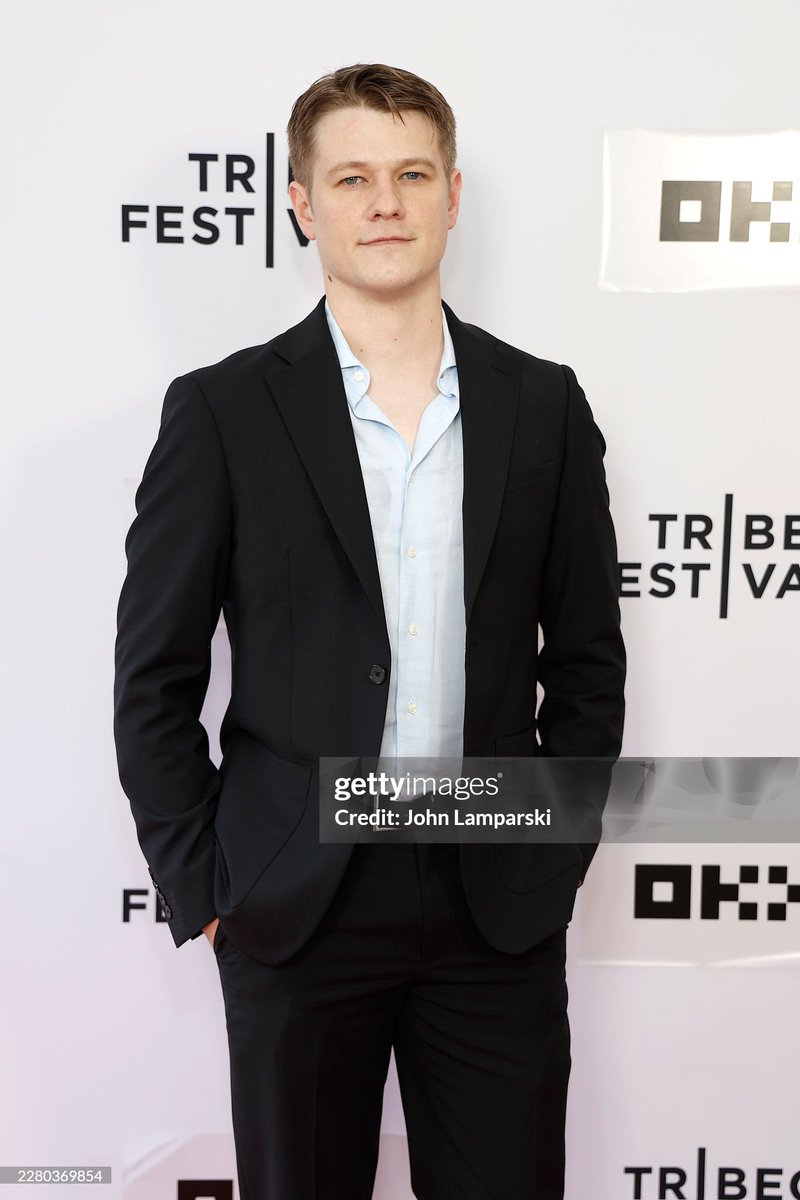 wassernixlein's tweet photo. #LucasTill at @Tribeca for #CleanHands
(via GettyImages) https://t.co/QU2gme5URh