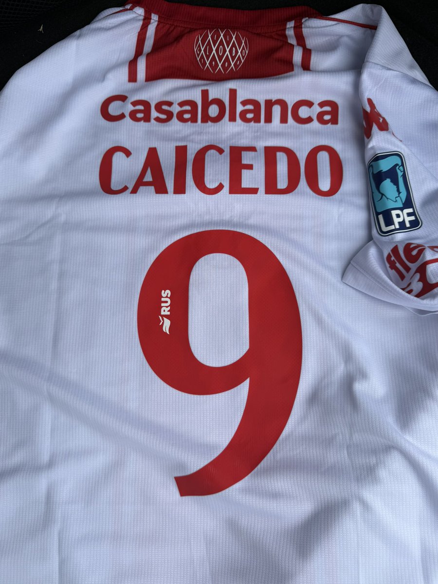 SoyQuemeroTV's tweet photo. #Huracán Lo prometido por nuestro cumpleaños es deuda: Hoy sorteo de esta belleza! Gracias a la gente de @tiendacahuracan 

Daniel Vega en vivo para hablar de todo.

Los esperamos desde las 20 hs https://t.co/y9sXLDlh4v