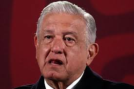 jose_anbriz's tweet photo. ADN40Mx  ·
¡Último momento!  
El Partido Acción Nacional denuncia formalmente ante la Corte Penal Internacional al expresidente, Andrés Manuel López Obrador, por Crímenes de Lesa Humanidad.  
El PAN responsabiliza a AMLO por la crisis de violencia en la que está sumergida el país. Mientras se hablaba de atender las causas, los cárteles expandía su control territorial y México ya acumula cifras récord de homicidios y desapariciones.  
La estrategia de "abrazos, no b4laz0s" solo es el reflejo de una carente acción en contra del crimen organizado.