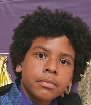 TPSOperations's tweet photo. MISSING YOUTH:
Kyce, 14
- last seen on June, 4, 2026, at 8:00a.m., in the Birchmount Road and St. Clair Avenue East area
- described as approximately 5’10” with a slim build, and black hair. 
- last seen wearing a black sweater, black sweatpants, silver running shoes and transparent glasses
#GO1177532
^vs