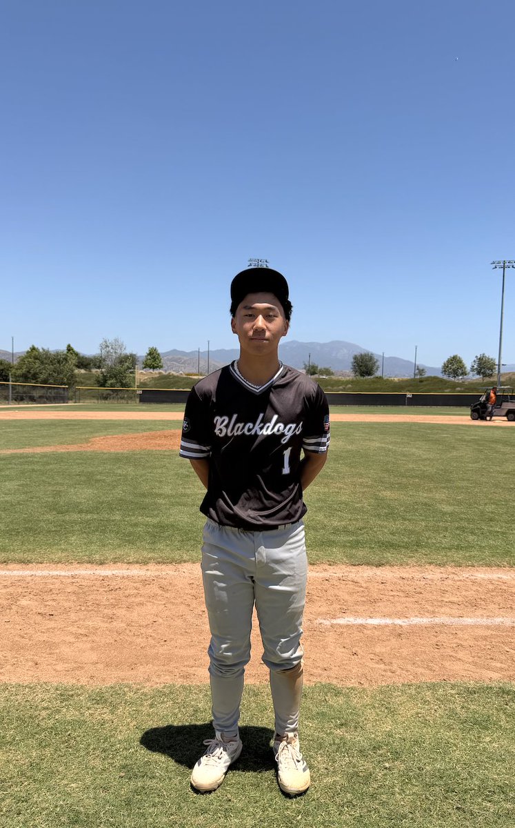 FiveToolCA's tweet photo. F: @WCBlackdogs 2028 10, Stacked 2028 3
PoG: Paulson Cheung 2-3, HR, 2B, 3 RBI https://t.co/RqHfYp1q6u