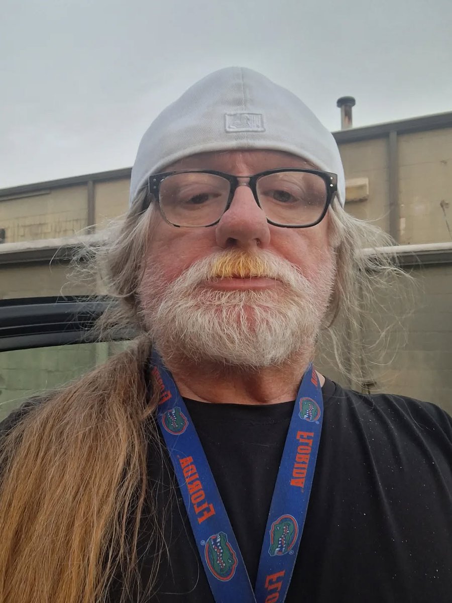Dylan tweet media