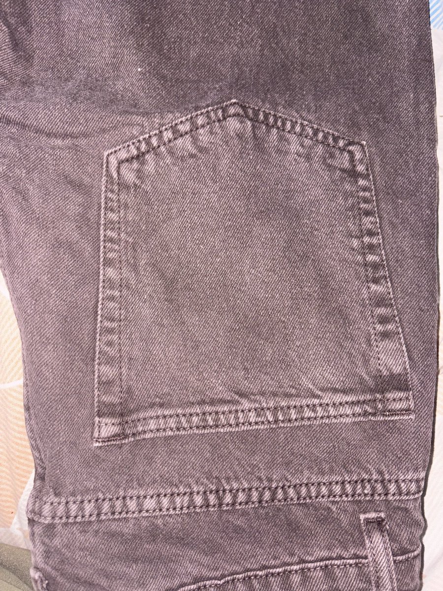 yeah_its_chirag's tweet photo. Ordered two jeans from @PowerlookIN . One white and one brown. Both of them completely look like I have been wearing them from ages after just one wash. 
PFA one of the jeans image. Its so frustrating to put in money and still get such clothes. Not buying again from this brand. https://t.co/EWoBtpCYa8