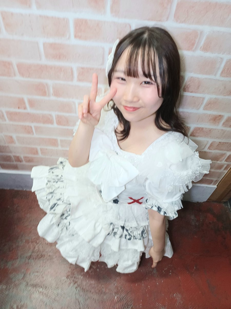 Uratchi0614's tweet photo. #カノコレ
#ひなりのひ 
この日は、ワンマンライブ
終わってから５日目のライブです
写メ券が、たまってたので沢山撮った❗
２推しのみことちゃん入れて３人で
撮れて嬉しかった😊 https://t.co/gkcRWdq0rW