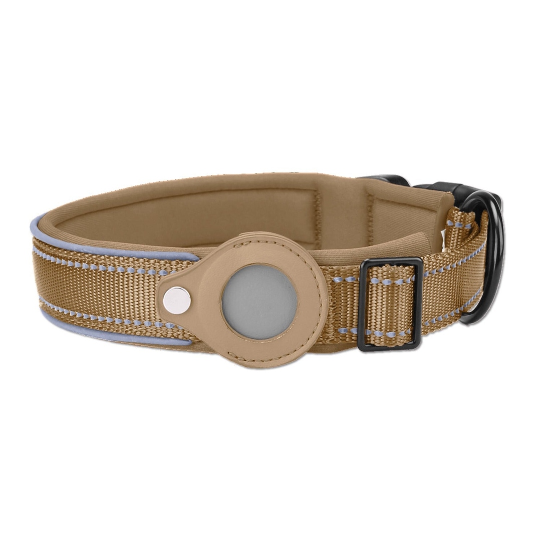 VIPexpeience00's tweet photo. Finally, a collar that does double duty! 🐾 This nylon pet collar keeps your dog stylish while securely holding an AirTag. Perfect for peace of mind on walks. Durable, comfortable, 6 colors. #AppleAirTag #DogCollar #PetSafety #PetTech #DogTraining https://t.co/YUhiDnbuEa