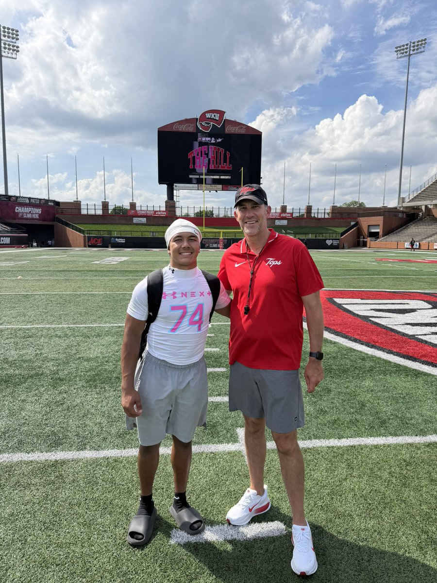 AceEsch's tweet photo. Thanks @WKUFootball @coachDMetcalf @_CoachMartin_ @Coach_Helton for a great camp. 

@LAmustangFB @BuckFitz @NatlPlaymkrsAca @bry_auk @KadenReed615 @KylerOsan https://t.co/Aj4P3bNyc5
