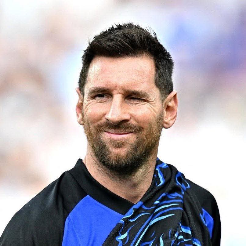 realDogsHause's tweet photo. 😳 𝟗𝟏,𝟏𝟎𝟐 𝐈𝐍 𝐀𝐓𝐓𝐄𝐍𝐃𝐀𝐍𝐂𝐄!

A crowd of 91,102 fans packed Kyle Field in Texas for Argentina’s friendly match, setting a new all-time soccer attendance record at the stadium. 🇺🇸🔥

𝐌𝐄𝐒𝐒𝐈-𝐌𝐀𝐍𝐈𝐀 🇦🇷
The Goat 💪💪💪 https://t.co/m8SEHfftc0