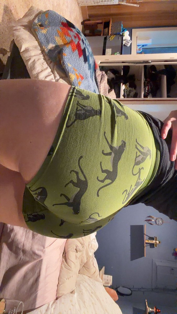 m3n4cing's tweet photo. boxers>>🥳🥳 https://t.co/LF5CDadUdu