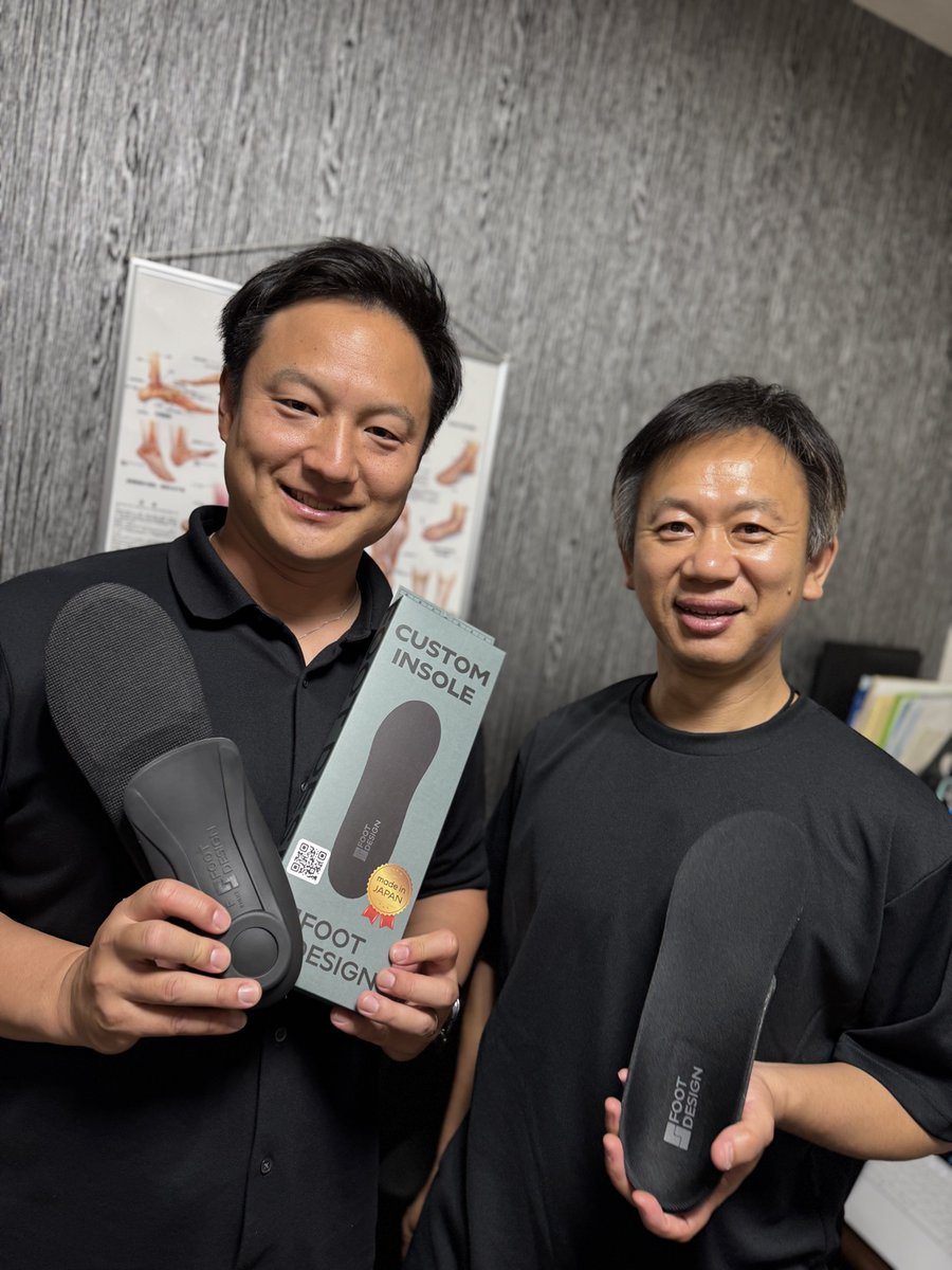 FOOTLAB_INSOLE's tweet photo. 白川尊則さんがFOOTDESIGN初作製を絶賛！世界一を知るプロが認めた理由とは。6月9日発売。詳しくはこちら→ https://t.co/HikQJuVXct

#FOOTDESIGN #フットラボ #白川尊則 #動作解析 #インソール #6月9日発売 https://t.co/ZcTFeuhZcZ
