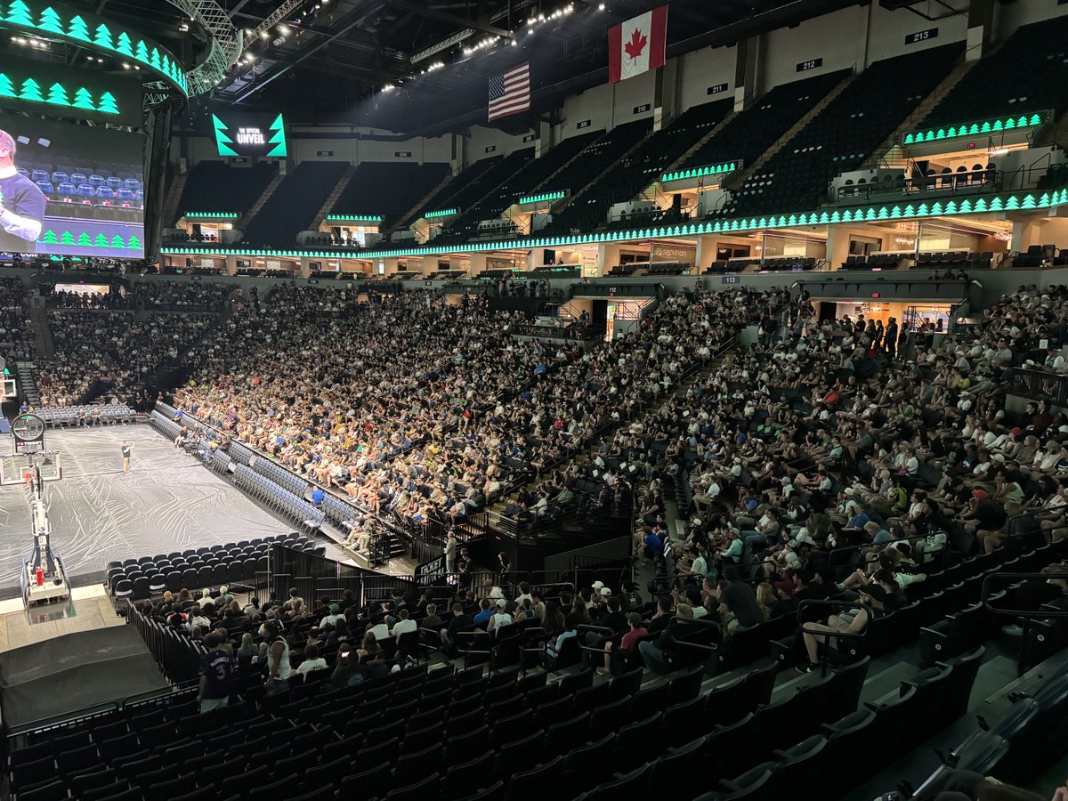 SouhanStrib's tweet photo. Crowd for @timberwolves logo review. Team didn’t draw this well for GAMES in the mid 2000s https://t.co/Z7QbB83aws