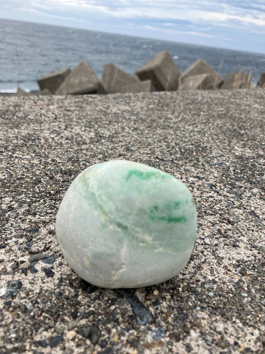 3d2dkZO2zNuvIvj's tweet photo. 今日はこの方☁️ https://t.co/27Yz9U7jNG