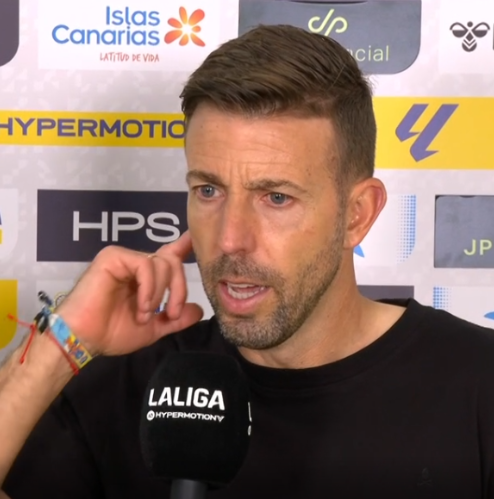 besoccer_ES's tweet photo. 🎙️ Luis García

🗣️ "Nos marcan cuando mejor estamos"

🗣️ "Lástima esa acción de Iker que han pitado fuera de juego, que no era fuera de juego, nos hubiera dado el empate y otro resultado" https://t.co/N7Q49a3FhU