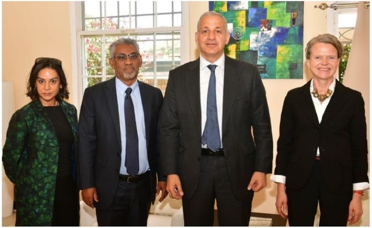GHabtom's tweet photo. ዩኔስኮ (UNESCO) ኣብ ልዕሊ ደቀባት ህዝቢ ትግርኛ ዝኣወጆ ኲናት!

​እቲ ዩኔስኮ ዝመርሖ፣ ቅርሲ ኣስመራ (Asmara heritage) ዝብል ትረኻ ውልቀ መላኺ ኢሰያስ ኣፈወርቂ፣ ስልጣኔ፣ ባህሊን ሃገራውነትን ትግርኛ ንምድምሳስ ዝዓለመ ወፍሪ እዩ።

​ዩኔስኮ ንሞራላዊ ስልጣኑ፣ ነቲ ጥንታውን ወደባታውን ዝኾነ ውርሻ ህዝቢ ትግርኛ ብስልታዊ መንገዲእንዳጥፈአ፣ ናይ መግዛእቲ ቅርስታ ከም ውርሻና ንምዕቃብን፣ ነቲ ብልሽዉ፣ ኣረሜናዊ ውልቀ-መላኺ ብምድናቅን፣ ሞራላዊ ስልጣኑ ተቋሚርዎ እዩ።

ዩኔስኮ መድረኹ ናብ ኣጽዋር ክቅይሮ ምርኣይ ኣዝዩ ዘሕዝን እዩ። ብዋጋ መበቆላዊ ውርሻና ንፋሽሽትነት የኽብር ጥራይ ዘይኮኑስ፣ ሕጂ ንሓደ ኣረሜናዊ ውልቀ መላኺ ብንጥፈት ክንእድዎ ይውዕሉ ኣለዉ። ከም’ኡውን፣ ሕሱር ዲፕሎማስያዊ መሳርሒ ንግብጽን ኢሰያስ ኣፈወርቅን ኮይኖም የገልግሉ ኣለዉ።

ዩኔስኮ ብናይ ኣብ ኤርትራ ዘሎ ጣልያና ዝሰርሕዎ ፋሽሽታዊ ስነ-ህንጻታት - ንስልጣን፣ ምቁጽጻርን ሃጸያዊ ጥምሑነት ቤኒቶ ሙሶሊኒ ንምርግጋጽ፣ ነቲ ወደባት ትግርኛ ንምድሃል፣ ኣብሜን ኢሉ ንመግዛእቲ ንምንብርካኽ፣ ንምውራዱ ዝተሃንጸ ገዘፍቲ ናይ ሲሚንቶ ህንጻታት - ምጭናቁ ዘስደምም ጸርፊ እዩ።

እቲ ን‘ኣስመራ ከም ማእከል ውርሻ ኣፍሪቃ’ ዝብል ኣካል ናይቲ ኢሰያስ ኣፈወርቂ ዝተኣለመ ንሃገራዊ ባህላዊ መንነት፡ ስልጣነን ሃገራውነትን ብሔረ ትግርኛ ንምድምሳስ ዝዓለመ ትረኻ እዩ። ነዞም ዘሕፉሩ ናይ መግዛእቲ ርስሓት ከም ቅርስታት ብምምጓስ፣ ዩኔስኮ፣ ምስ ውልቀ መላኺ ኢሰያስ ኣፈወሪቂ ብምትሕብባር፣ ነቲ ኣብ ዘበነ መግዛእቲ ጥልያን፣ ኣብ ልዕሊ’ቲ ህዝቢ ትግርኛ ዝቀንዐ ናይ ኣፓርታይድ ስርዓትን ኣረሜናዊ ዕብለላን ብምድናቅ፣ ብድፍረት የኽብር ኣሎ።

ሃገረ/ብሔረ ትግርኛ መዳርግቲ ዘይብሉ ስነ ህንጻውን ታሪኻውን ዕምቆት ዘለዎ ስልጣነ ዘለዎን ነዚ ስልጣነ ዘነጸባሩቁ ቅርስታት ዝተሰከመ ህዝቢ እዩ። ንሕና ካብቶም ኣብ ምድሪ ዘለዉ፣ ናይ ገዛእ ርእስና ጥንታዊ ጽሑፋዊ ቋንቋ ግእዝን፣ ዓሚቝን ህያውን ውርሻ ኦሪትን ዝውንኑ ኣዝዮም ውሑዳት ሃገራት ኢና።

​ኤርትራ፣ ከም መረበት እቲ ደቀባትን ፍጹም ኣብዛሓን ዝኾነ ህዝቢ ትግርኛ፣ ብታሪኽን ባህልን ዓበይቲ ዝኾኑ ቦታታት ኣለዉዋ፣ ንኣብነትሓደ ካብ’ኦም፣ እቲ ኣብ ኣስመራ ዝርከብ ቅድመ-ኣኽሱም ስነ-ጥንታዊ ቦታ ሰምበል እዩ። ካብ 800 ቀድሚ ልደተ ክርስቶስ ክሳብ ቅድሚ ልደተ ክርስቶር ዝነበረ ሰምበል፣ ነቲ ጥንታዊ ባህሊ ስነ-ህንጻ ዖና (Ona culture) ዝምልከት ኣገዳሲ ናይ ደቀባት ሕሉፍ ውርሻ ዞባናን ዓለምንህያው መርትዖ እዩ።

​ብባንጻር ናይ’ቲ ዝባሃለና መግዛእታዊ ትረኻ፣ ታሪኽ ኣስመራ ካብ መግዛእቲ ጥልያን ኣይጀመረን።ኣብ ሰምበል ዝተረኽበ ስነ-ጥንታዊ መርትዖታት ከም ዘነጽሮ፣ ኣብ ቀዳማይ ሽሕ ዓመት ቅድሚ ልደተ ክርስቶር ዝነበረ ብሉጽ ቅድመ-ከተማዊ (proto-urban) ባህሊ ዘርኢ እዩ። እቲ ብመግዛእታዊ ህንጻታት ተደምሲሱ ዝጠፈአ፣ ናይ6ይ-7ይ ክፍለ ዘመን ቤተ-መቕደስ ትግርኛ፣ እንዳ ማርያም፣ ኣስመራ ቅድሚ 19 ክፍለ ዘመን ኣዝያ ኣገዳሲት ሓይሊ ኣብ ምብራቕ ኣፍሪቃ ከም ዝነበረትእዩ ዘረጋግጽ።

​ካብ ሰምበል ወጻኢ፣ እቲ ናይ ቅሓይቶ ባህላዊ ትሕተ=ቅርጺ፣ ካብ 700 ዓመት ቅድሚ ልደተ ክርስቶር ጀሚሩ ክሳብ ዘመነ ኣኽሱም ዝዘልቕ ሰፊሕ ስነ-ጥንታዊ ተረፍ-መረፍ ሒዙ ይርከብ።ከም’ኡውን፣ ካልኦት ፍሉጣት መንፈሳውያንን ስነ-ጥንታውያንን ቦታታት፣ ከም ገዳም ደብረ ቢዘን፣ ኣዱሊስ, መጠራ ወዘተ፣ ነዞም ናይ ደቀባት ትግርኛ ታሪኽ፣ ነቲ ናይ ዓለም ታሪኽ መሰረታውያን እዮም።

ዋላ’ኳ እዞም ናይ ቅርስታት ቦታታት፣ ዓሚቝ ታሪኻዊ ኣገዳስነት እንተሃለዎም፡ ዩኔስኮ ግን ንኣስመራ - ዘመናዊ መግዛእታዊ ስነ-ህንጻኣ፣ ካብ’ቲ ናይ ደቀባት ቅርሲ ንላዕሊ፣ ነቲ ፋሽሽታዊ መግዛእታዊ ተጽዕኖ ዘንጸባርቕ ህንጻታት ብምምራጽ፣ ነቲ ልቢ ታሪኽናን ታሪኽ ዓለም ዕሽሽ ብምባል ነጺግዎ።

​ግብጻዊ ኣቶ መሓመድ ኤል ፋራናዊ፣ ላዕለዋይ በዓል ስልጣን ዩኔስኮ፣ ናብ ኣስመራ ብምምጻእ፣ ነቲ ናይ ደቀባት ትግርኛ ዕብየት ብምስትንዓቕ፣ ዓኽ ኢሉ ጡፍ ብምባልን፣ ነቶም ጨካናት ብስሚንቶ ዝተሰርሑ፣ ዝዓነዉ ተረፍ መረፍ ህንጻታት ፋሽሽታዊ ሙሶሊንን፣ ነቲ ኣሬመናዊ ውልቀ መላኺ ኢሰያስ ኣፈወርቂን ክንእድ መሪጹ። ነዚ "ቅርሲ ወይ ውርሻ" ምባል ዕብዳን፣ መግዛእታዊ ሓሶት እዩ።

​ኣቶ መሓመድ ኤል ፋራናዊ ምስ ሰበ-ስልጣን እቲ ውልቀ-መላኺ ተራኺቡ፣ ኣብታ እንኮ ወግዓዊት ጋዜጣ ቃለ-መሕትት ገይሩ። እዚ ዲፒሎማስያዊ ምብጻሕ እዚ፣ ነቲ ናይ‘ዩኔስኮ ውርሻ’ ሽፋን ተጠቒምካ ነቲ ኣብ መንጎ ግብጽን ኤርትራን ኣሎ ዝባሃል ናይ ሓሶት ‘ክልተኣዊ ርክብ’ ንምሕያል ዝተኣለመ ስጉምቲ እዩ። ኣብ ሞንጎ ኤርትራ ግብጽን ዝኾነ ክልተኣዊ ናይ ንግዲ ይኹን ካልእ ናይ ቁጠባ ዝምድና የለን። እቲ ዝምድና፣ ግዝያዊ፣ ኣንጻር ኢትዮጵያዝዓለም፣ ስልታዊ ዝምድና እዩ።

​እዝ ውድብ ሕቡራት ሃገራት እንታይ እዩ ጸገሙ? ዩኔስኮ ጥራይ ኣይኮነን ኣብ ልዕሊ ትግርኛ ኲናት ወሊዑ፤ እታ ኣብ ኤርትራ ዘላ ናይ UNDP ተወካሊት ወይዘሮ ናህላ ቫልጂ፣ ነቲ ኣረሜናዊ፣ ብቅዓት ዘይብሉ፣ ብልሹው ውልቀ-መላኺመጣቃዒት እያ ኮይና። ኣብ ባይታ ዘየለ፣ ናይሓሶት ናይ ምዕባለ ስእሊ ክትስእል ተዋሪዳ።

ነቲ ኢሳያስ ኣፈወርቂ ዘውረዶ ሕሱም ድኽነት፣ ስደት፣ ውርደት፣ ብልሽውና፣ ሃገራዊ ውድቀትን ክትውድስ ትውዕል ትሓድር ኣላ። ሓንሳብ ዕዉት ባህላዊ ሕርሻ ናይ መንግስቲ፣ ሓንሳብ ካልእ እንዳበለት። እቲ ዝገርም ካኣ፣ 95% ናይ ኤርትራ ካብ ወጻኢ ተእትዎ ስርናይን ምሸላን እዮም። ኢሰያስ ካብ’ዛ ሕፍረት ዘይብላ ሰበይቲ ወግዓውነት ንህዝቢ ክዕፍን ክፍትን ሕፍረ የብሉን።

ኣብ ኤርትራ፣ ናይ ኢሰያስ ኣፈወርቂ እንኮ ምንጪ ኣታዊታት፣ ቅዳማይ ዕደና እዩ። እቲ ዕደና ካኣ፣ ብኣዝዮም ስሱዓት ኩባንያታት ናይ ቻይና፣ ኤርትራውያን ብስም ሃግራዊ ኣጎልጉሎት፣ ብባርነት፣ ብሕሱር ጉልበት ዝዕድናን ዝኣቱ እዩ። እቲ ዕደና፣ እቲ ባርነት ከይኣክል፣ እቲ ዘውርዶ ዘሎ ከባብያዊ ዕንወት ጠገለ የብሉን። ንሱ ካኣ፣ ዓድታትና ምድምሳስ፣ መተካእታ ዘይብሉ ታሪኻዊን ስነ-ጥንታዊን ቦታትና ምዕናውን የጠቃልል።

እቲ ካልኣይ ምንጪ ኣታዊ ካኣ፣ ካብ’ቲ ኣብ ወጻኢ ተሰዲዱ ዝነበር፣ ስድራቤቱ ብሓዋላ ገንዘብ እንዳሰደደ ስድርኡ ዝረድእ ህዝብና፣ ሸርፊ ብምዝንባዕ፣ ተመንጢሉ ዝእከብ ኣታዊ እዩ። ኢሰያስ ኣፈወርቂ፣ ሃገር ተቆጻጺሩ፣ ዝኾነ ስራሕ ከይፈጠረ፣ ዝኾነ ሃብቲ ከይፈጠረ፣ ካብ’ቲ ድኻ ህዝብና፣ ካብ ጸገታት መሬቱን፣ ካብ ጉልቦትን እንዳመንጠለ ዝነብር ጽግዕተኛ ውልቀ መላኺ እዩ።

​ኢሰያስ ኣፈወርቂ፣ ነዚ ዘደንቅ ጥንታዊ ኦሪታዊ ስልጣነ ዝሃነጸ፣ ዘሕብን ታሪኽን ቅርስታት ዘለዎ ህዝቢ፣ ኣብ መበል 21 ክፍለ ዘመን፣ ዋላ ኣብ’ታ ከም ማእከል ውርሻ ኣፍሪቃ ዝሕበነላ ኣስመራ፣ ግዳም ኣብ ደገ ዝወጽእ፣ ብእምኒ ዝሕበስ ሕብረተሰብ ቀይርዎ።

ኣስመራ መብራህቲ የለን፣ ጽሩይ ማይዝስተ የለን፣ ኣጎልጉሎት ክንክን ጥዕና የለን፣ ጽሬት የለን፣ ጽርግያታት የለን፣ ኢንተርኔት የለን፣ ዕለቱ ዝሓለፎ መግቢ፣ ዘይቲ፣ ወዘተ.. ኣስመራ፣ ኣብ ትሕቲ ኢሳያስ ኣፈወርቂ ኩሉ ንሂወት ዘድሊ መሰረታዊ ኣድላይነት ዝተሓረማ ከተማ እያ። ኣስመራ እቲ ሕሰም ጥራይ እዩ ፍሉይ ዝገብራ።

​ንውዱብ ሕቡራት ሃገራት ንባዕሉ፣ እቲ ናይ ገዛእ ርእሱ ‘ናይ ሕቡራት ሃገራት መርማሪ ኮሚሽን ሰብኣዊ መሰላት ኣብ ኤርትራ’፣ኢሰያስ ኣፈወርቂ ገበን ኣንጻር ወድሰብ ከም ዝፈጸመን፣ ሕጂ እውን ይፍጽም ከም ዘሎን፣ ብግልጺ ከም ዝደመደመ ምዝካር ኣገዳሲ እዩ።

​እዚ ናይ ትግርኛ ስልጣኔ፣ ሃገራዊ ባህላዊ መንንትን ሃገራውነት ምጥፋእ ብጌጋ ዝግበር ዘሎ ኣይኮነን፤ ብኢሰያስ ኣፈወርቂ ተሓሲቡሉ ደይ መድይ ኢልካ ዝግበር ዘሎ እዩ። ዩኔስኮ ካኣ፣ ካብ ቅርስታት ወይ ውርሻታት ናይ’ቲ ወደባት ትግርኛ ንላዕሊ፣ ናይ ፋሽሽታውያን ገዛእቲ መልክዕ ብምቕዳም፣ ኣብ ምጽናት ዓሌት ህዝቢ ትግርኛ ብቀጥታ ተሓባባሪ እዩ።

​እዚ ዝተወደበ መጥቃዕቲ እዩ—ኣብ መንጎ ዩኔስኮ፣ እቲ ጨካን ውልቀ-መላኺ ኢሰያስ ኣፈወርቂን፣ ሕጂ ካኣ ግብጽን ዝግበር ዘሎ፣ ዘሕፍር ምትሕብባር እዩ። እዚ ካኣ፣ ታሪኽና ንምቕባር፣ ህዝብና ስቕ ንምባልን ስቓይና ንምሕባእን ዝዓለመ እዩ። ውድብ ሕቡራት ሃገራት ምስቲ ውልቀ-መላኺ ዘለዎ ዘሕፍር ምትሕብባር ብቕጽበት ከቋርጾንጽውዕ።

@UNESCO #AsmaraMarathon2026 #Eritrea @UNDPEritrea @EritreanPress