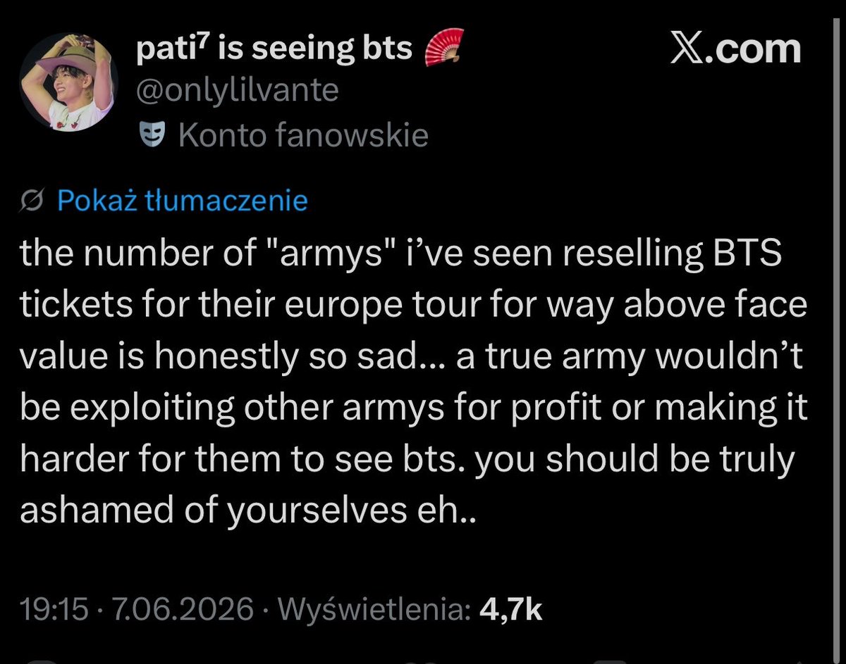 luvvmyoonie's tweet photo. żebyś ty się tak wstydziła tego jak stalkujesz idoli, jak wspierasz scalperow 🤡 twoja hipokryzja i ego pati jest zdumiewająca https://t.co/e7KQkxNnJ0