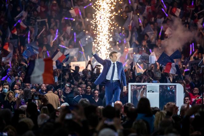 Trilobi06631698's tweet photo. @wargonm Et là? C'est Mussolini aussi?😂 https://t.co/XCJksstZro