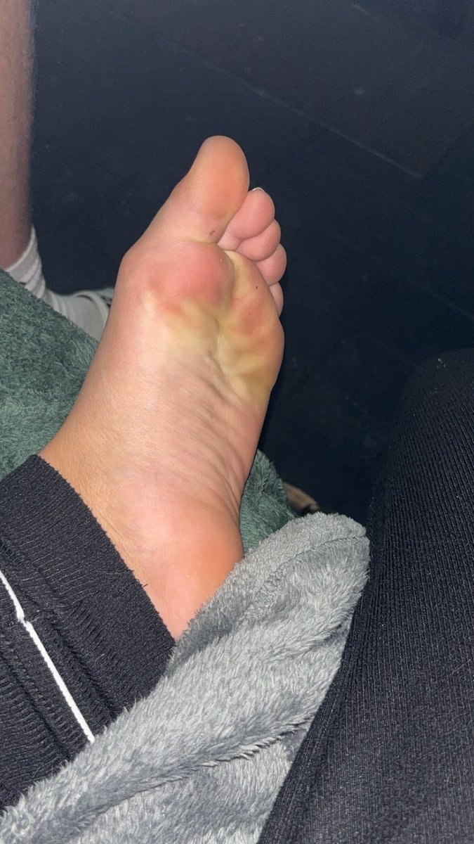 Goddess Dani tweet media
