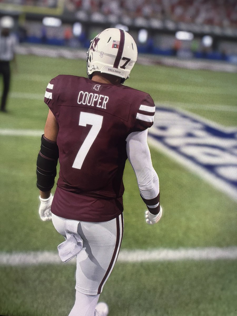 Losses_Lessons's tweet photo. All American CB 6’1 222lbs #Cfb26 https://t.co/OtHiWylkrW
