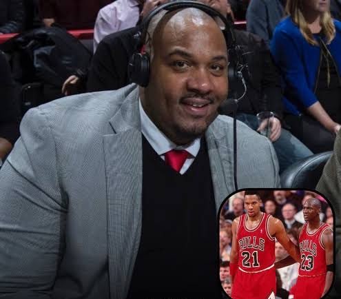 downbadbears's tweet photo. Stacey King’s passing really hurts deep in the chest. Watching Bulls games as a kid, he made every game feel bigger than it was, creating such an exciting atmosphere through his commentary and giving us some of the most ICONIC calls and moments. His voice became a part of Bulls basketball for so many fans, and it’s hard to imagine the game without it. He wasn’t just calling games, he was part of what made so many people fall in love with Bulls basketball.

Rest in Peace King 💔