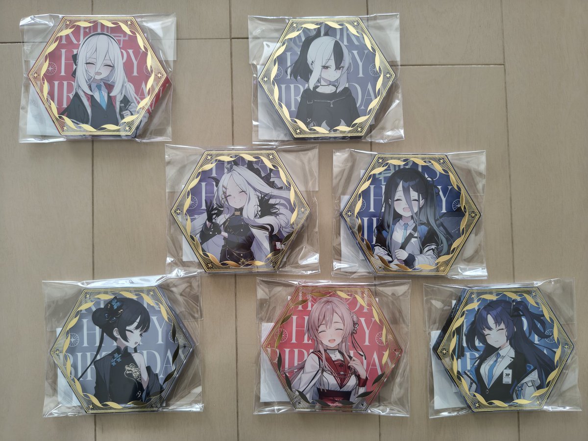 Massan_OTA's tweet photo. ブルアカ2月3月の誕生日グッズが届きました
どれも良いけど、ケイちゃんの笑顔が特に眩しい https://t.co/4VWh0bE0fn