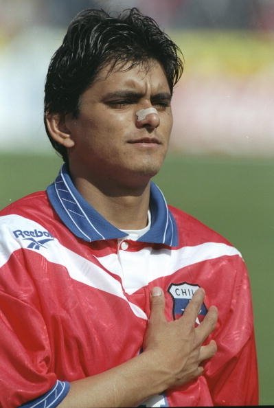 nelsonosses's tweet photo. A 4️⃣ DÍAS DEL MUNDIAL ✨🇨🇱

¡GRANDE MURCI! 👏👏

Francisco Rojas jugó como titular los 3 partidos de la fase de grupos de Francia 1998 🏆🇲🇫 https://t.co/aZmJpI6Y4S
