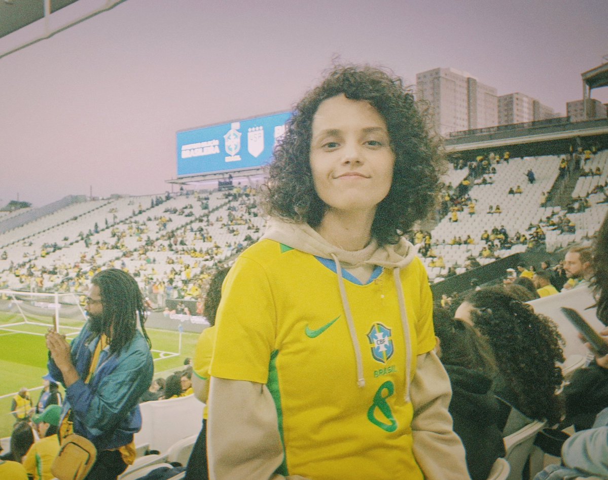 raphacecla's tweet photo. Obrigada, futebol, por tudo e principalmente por todos. BRASIL!!! 💚💛 https://t.co/dxwYp87WF5
