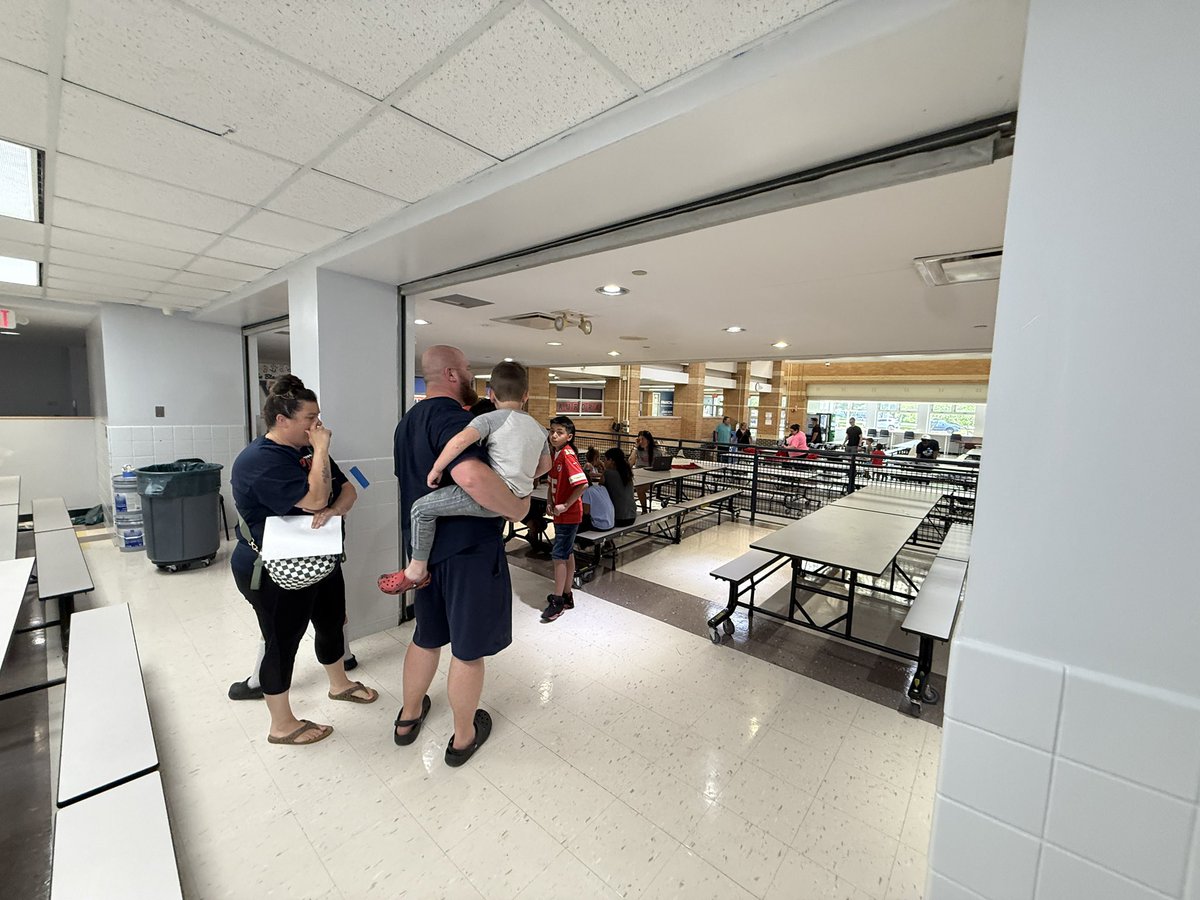 WABlackhawkFB's tweet photo. 1st ever official registration day for @wajrblackhawks!

Huge step for our program and a historic today! 

80+ through the doors today and counting! 

Big thanks to @Tdavidson_SD129, our entire board, and our community for making this happen! 

#DBD

#JustGettingStarted https://t.co/0mLO3qm5dG