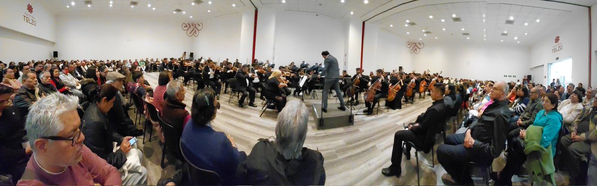 drvtorres's tweet photo. Concierto de la Orquesta Filarmonica de Toluca con la increíble batuta del Mtro. Gerardo Urbán Y Fernández https://t.co/aw8kE8nSZS